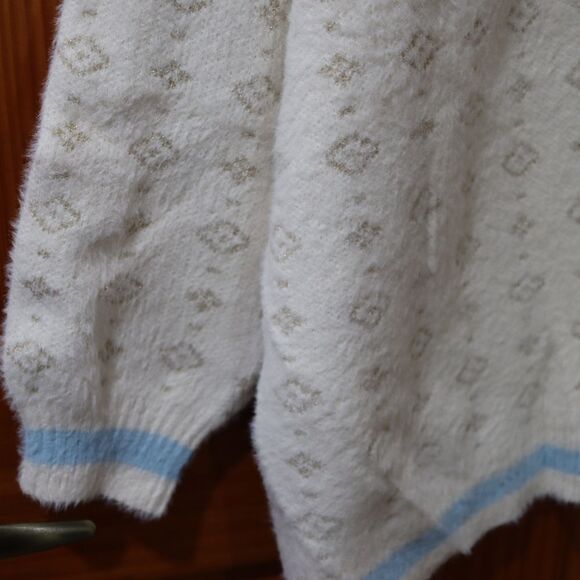 Torrid Plus Size 3 White Gemmie Pullover Sweater - Lurex Eyelash Knit - Picture 5 of 13